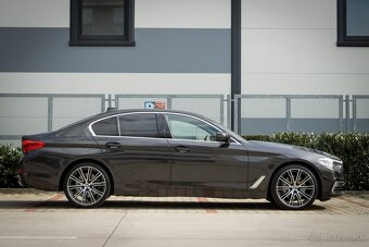 BMW Rad 5 530d xDrive Luxury /AJ NA SPLÁTKY/ - 3