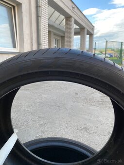 Pirelli P Zero 295/35 ZR20 - 3