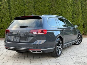 Volkswagen Passat Variant 2.0 TDI DSG R-Line - 3