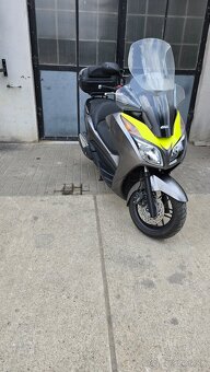 Predam Hondu Forzu 300 ABS - 3