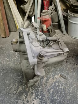 Prevodovka saxo vts 106 gti - 3