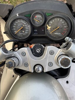 Suzuki gsx 750F na opravu alebo diely - 3