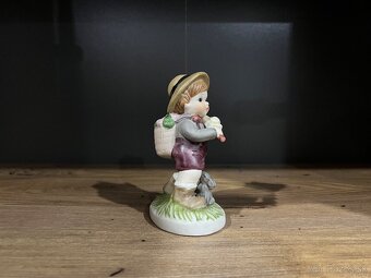 Retro keramická soška chlapec s dáždnikom - 3