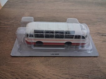 Modely LAZ 695E, LiAZ 677, 1:72 autobusy DeAgostini - 3