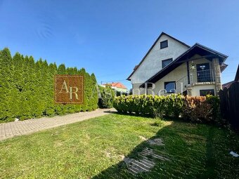 Exkluzívne 5-izbový Rodinný Dom vo veľmi žiadanej lokalite - 3