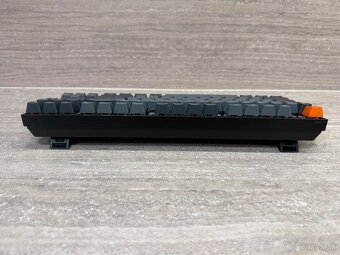 Mechanická klávesnica Keychron K8 (RGB, Bluetooth) - 3