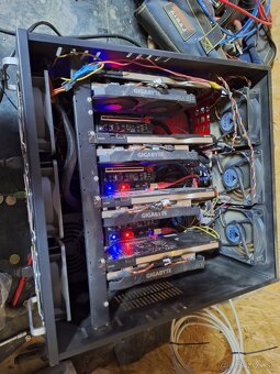 Mining rig do konca mesiaca 2000€ - 3