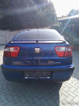 Spolujazdcove predné dvere na Seat Cordoba rok výroby 2000 - 3