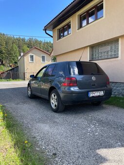 Volkswagen Golf 1.9 TDI 4motion - 3