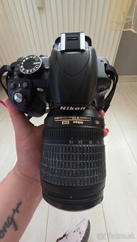 Nikon D3100 +Nikkor 18-105mm - 3
