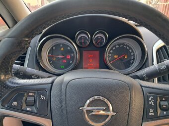 Opel astra J 2.0 CDTI 118 kw - 3