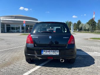 Suzuki Swift 1.3 VVT - 3