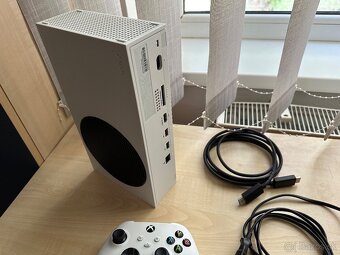 Predám Xbox Series S 512 GB – výborný stav, komplet balenie - 3