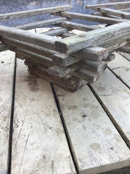 VINTAGE DREVENé RáMY - 3