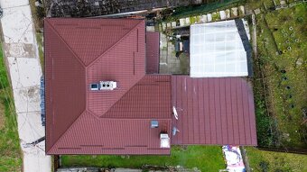 PRAKOVCE - veľký dvojgeneračný dom po rekonštrukcii - 3