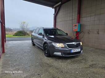 Predám-Superb 2 1.6tdi 77kw 2011 - 3