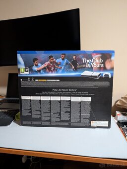 Playstation 5 Slim + EA FC26 - 3
