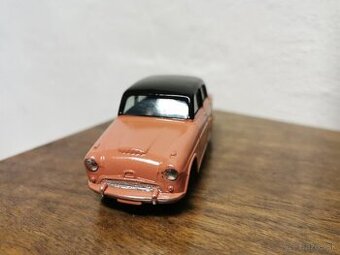 Corgi toys Austin Cambridge - 3