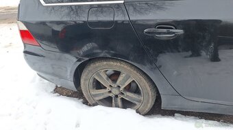 Predám  bmw e61 525d - 3