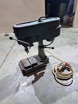 Stolová Vŕtačka Jihokov - 3