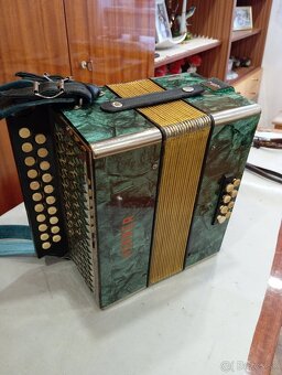 Hohner- - 3