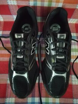 Botasky New Balance - 3