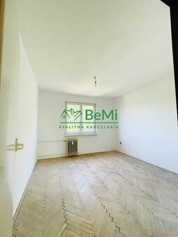 Predaj slnečný 2,5-izbový byt (55 m²) v Prievidzi - 3