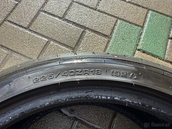 Sada Letných Pneumatik Dunlop SportMaxx RT2 225/40 R18 - 3
