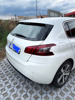 Predám / Vymenim PEUGEOT 308 1.6 HDi ALLURE r.v. 1/2018 - 3