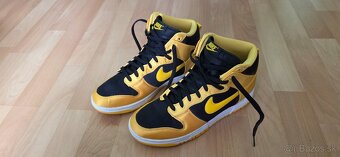 Nike Dunk High Satin Goldenrod - 3