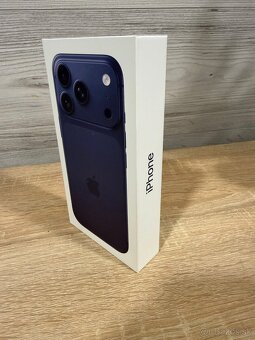 PREDÁM iPhone 17 Pro 256 GB - (24.mes záruka) - 3