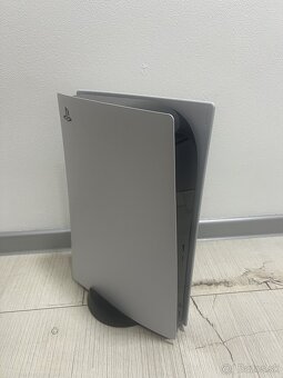 PlayStation 5 s mechanikou – top stav - 3