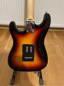 Fender Squier - 3