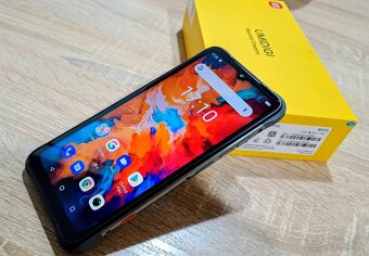 Nový odolný smartfón - 3