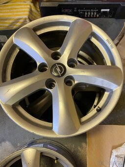 Elektróny na Opel astra - 3