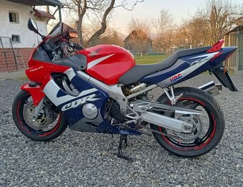 Honda CBR 600f 4i - 3