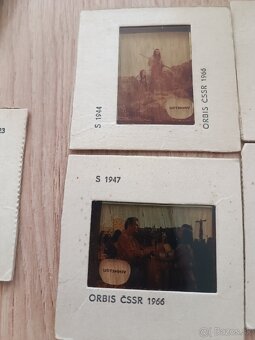 Premietačka diapozitivov - 3
