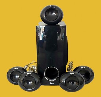 Na pre 330 W reproduktory LG - 1 ks subwoofer, 5 ks repro. - 3