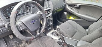 Volvo V40 D2 - 3