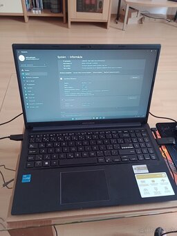 Asus vivobook 15 - 3