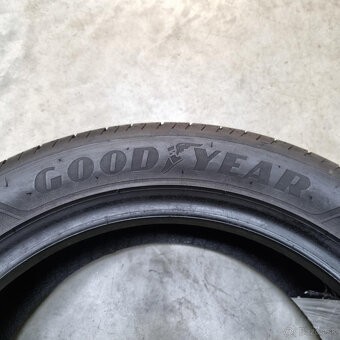 Letné pneumatiky 215/45 R16 GOODYEAR DOT0822 - 3