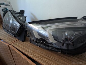 Predné svetlomety originál Mercedes - 3