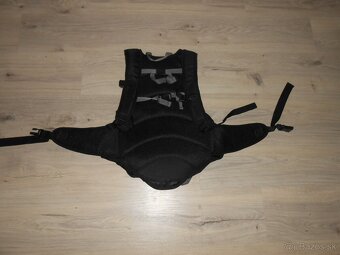 Predam malo pouzivany moto ruksak za super cenu len 20 euro. - 3