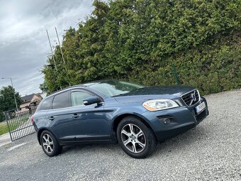 Volvo XC60 D5 (151kW) AWD Momentum Geartronic - 3