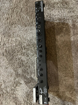 Fender Mustang Floor guitar Multi-Effects Pedal - 3