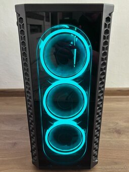 PREDÁM HERNÝ PC - R5 7600X, RTX 3070 8GB, 16GB DDR5, SSD,HDD - 3