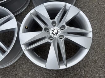 ORIGINAL ŠKODA SUPERB 3 DISKY 5x112 R17 TOP - 3