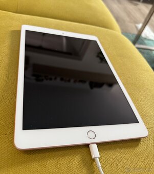 Apple iPad 2019 (7. gen) 32GB - 3