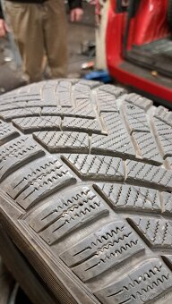 zimné 205/60/16 - 3