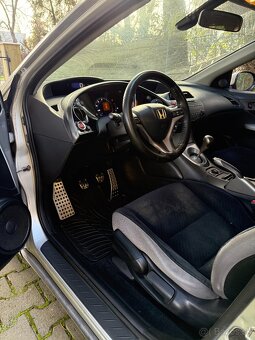 Honda Civic 1.8 VTEC 103kW 8. generácia - 3